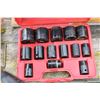 Image 1 : SOCKET SET IN RED CASE
