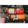 Image 1 : 2 FIRE EXTINGUISHERS