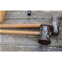 POST MAUL & SLEDGE HAMMER