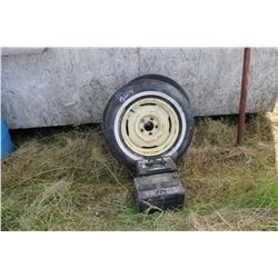 2 BATTERIES & 2 TIRES