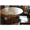 Image 1 : ROUND OAK STYLE TABLE & 6 CHAIRS