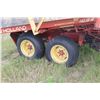 Image 3 : NEW HOLLAND 1034 BALE WAGON