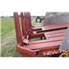 Image 4 : NEW HOLLAND 1034 BALE WAGON