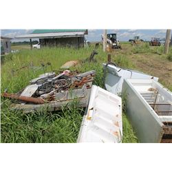 DOOR, FRIDGE, BOOMER & CABLE