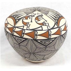 Acoma Fine Line Pottery Seed Jar by I. Chino