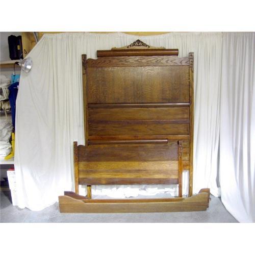 Beautiful Antique High Back Oak Bed, Nice 1019802