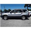 Image 8 : K1 --  2005 SUBARU FORESTER 2.5X  , Silver , 196528  KM's