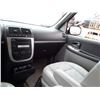 Image 27 : H2 --  2009 PONTIAC MONTANA SV6 , White , 177210  KM's