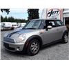 Image 1 : E1 --  2007 MINI COOPER , Grey , 162043  KM's