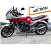 Image 2 : 0A --  1984 HONDA VF1000F INTERCEPTOR, Silver/Red, 37,522 kms