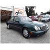 Image 3 : A12A --  1998 MERCEDES E320 , Green , 244324  KM's