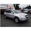 Image 3 : E5 --  2009 CHEVROLET TRAVERSE LT , Silver , 138863  KM's