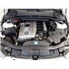 Image 14 : D1 --  2006 BMW 323I  , White , 192381  KM's