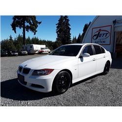 D1 --  2006 BMW 323I  , White , 192381  KM's