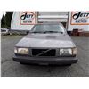 Image 2 : A3 --  1990 VOLVO 740  , Blue , 214709  KM's
