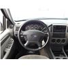 Image 25 : G5 --  2004 FORD EXPLORER XLT , White , 265808  KM's