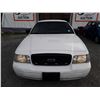 Image 2 : B6 --  2002 FORD CROWN VICTORIA POLICE INTERCEPTOR  , White , 227314  KM's