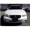 Image 2 : E2 --  2001 NISSAN MAXIMA GXE , White , 148868  KM's