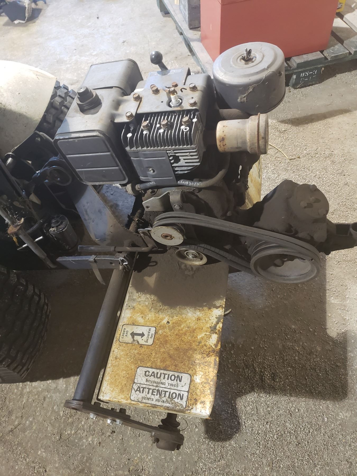 Rototiller w/8hp Briggs Stratton Engine 36"