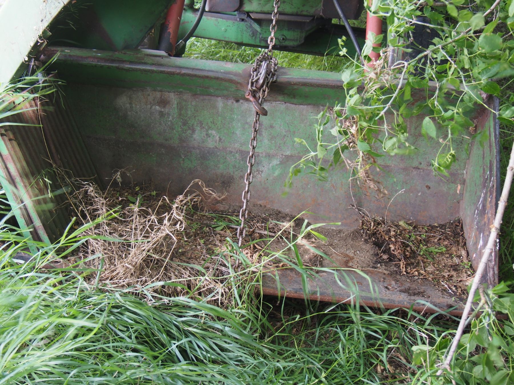 John Deere 3020 (Motor Seized) w/ 46A Loader T123R105893R