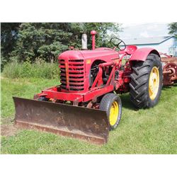 Massey Harris 44 w/ Blade (Running)