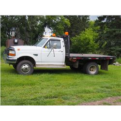 1997 Ford 350 XL 7.3L 4x4 Diesel 5 Speed Standard w/ Compressor VIN 1FDKF38F6VEA61392