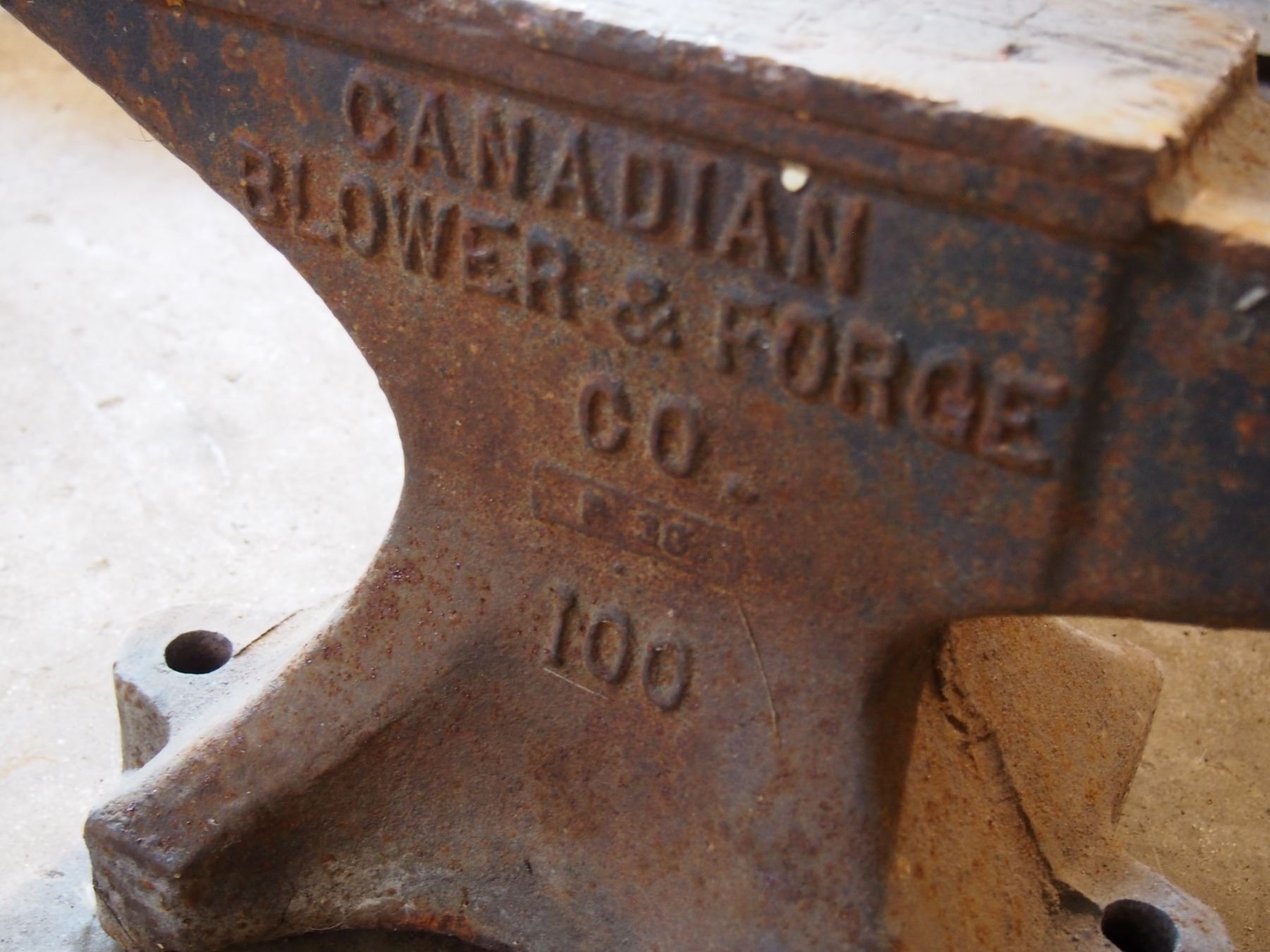 Canadian Blower and Co 100 Lb Bodnarus Auctioneering