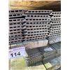 Image 2 : 2 PALLET OF LEADVISION ELEGANCE PREMIUM ADVANCE SERIES 12' CHARCOAL COLOR COMPOSITE WALL CLADDING
