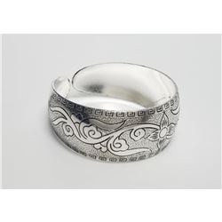 Single Flower Design Tibetan Silver Bangle Cuff