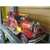 Image 2 : WOODEN FIRE TRUCK