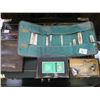 Image 1 : ANTIQUE FOOT CARE KIT, 2 SETS OF HAND CUTTERS