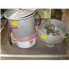 Image 1 : A LOT OF MISC MIXER, SIFTER, ELECTROMITE