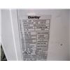 Image 2 : 12,600 BTU WINDOW MOUNT AIR CONDITIONER