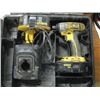 Image 2 : DEWALT CORDLESS IMPACT GUN WITH 2 BATTERIES & CHARGER