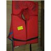 Image 1 : 2 LIFE JACKETS