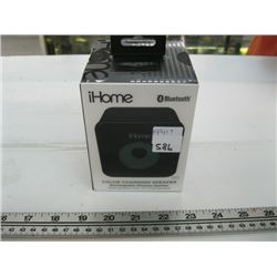 COLOR CHANGING IHOME BLUETOOTH SPEAKER