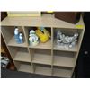 Image 1 : CUBBY HOLE SHELF UNIT