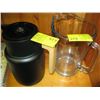 Image 1 : GLASS WATER PITCHER, INSULATED TEA DISPENSER