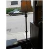Image 1 : FLOOR LAMP