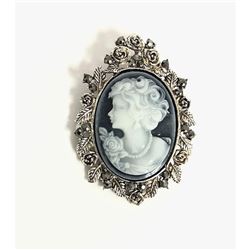 Ladies Elegant Cameo Of A Beauty With Semi Precious Stones