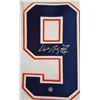 Image 2 : WAYNE GRETZKY SIGNED OILERS CCM CAPTAIN JERSEY (FRAMEWORTH HOLO)