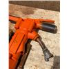 Image 2 : APT 65-lb Pneumatic Hammer with 5 Bits