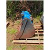 Image 2 : CAT 219-3389 Bucket Attachment 36"