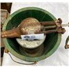 Image 2 : Vintage Canadian Made Homestead Hand Crank Ice Cream Maker
