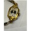 Image 2 : Vintage 1960's Ladies Berg Parat Wrist Watch, Glod Plated From West Germany