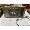 Image 1 : Vintage Standard Electric Heater