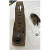 Image 2 : Small Vintage Vise Shaler 5 minute Vulcanizer Plus an Old Wood Plane