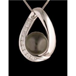 14KW Gold Tahitian Cultured Pearl Diamond Necla