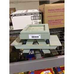 Miniature Wooden Picnic Table Bird Feeder