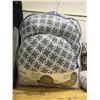 Image 1 : Boppy Multi-Use Slipcovered Total Body Pillow